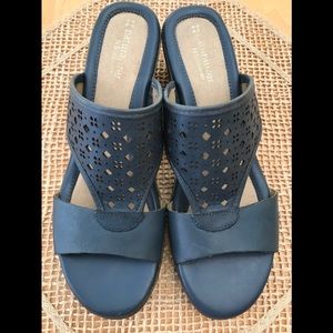 NATURALIZER Leather Sz 8.5N WEDGE